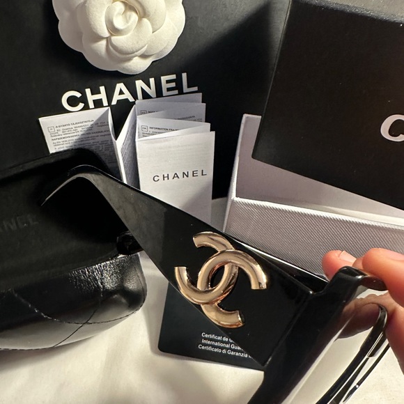 Chanel Square Sunglasses full inclusion - Picture 5 of 8